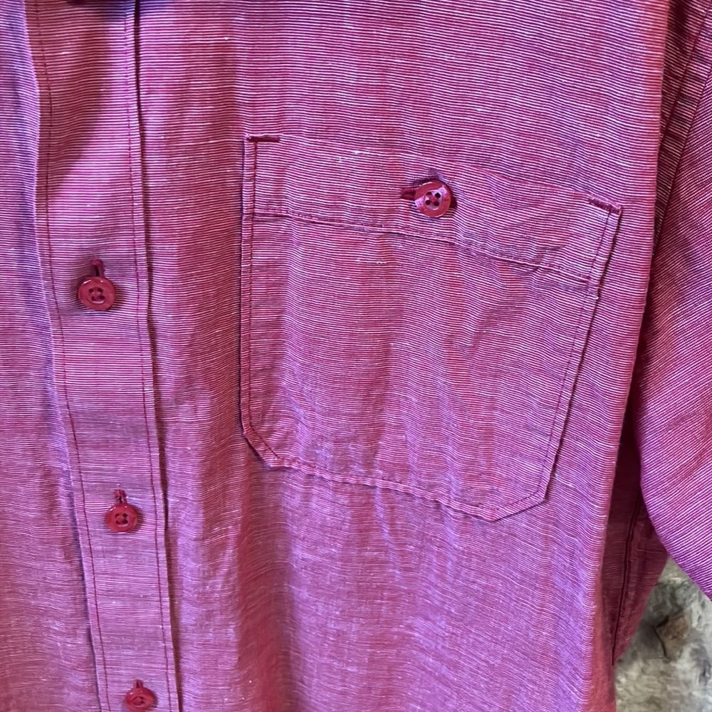 Travis Mathew Heather Red Stretch Cotton Short Sleeve Button Down Shirt - Picture 3 of 7